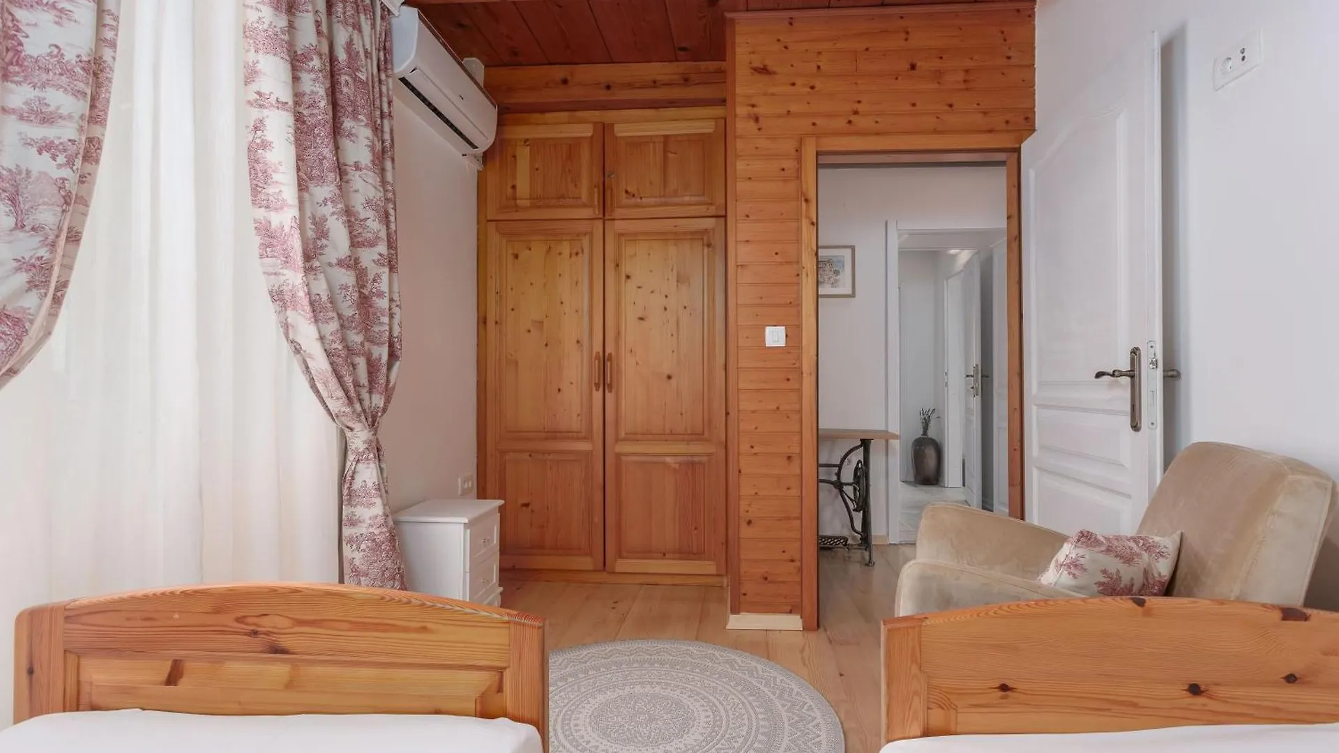 Villa Tonka Mit Grossem Garten, Whirlpool Und Pool Malinska Holiday home